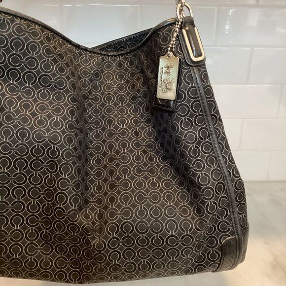 Coach Jacquard Signature Logo Madison Phoebe Shoulder Bag - Picture 4 of 16